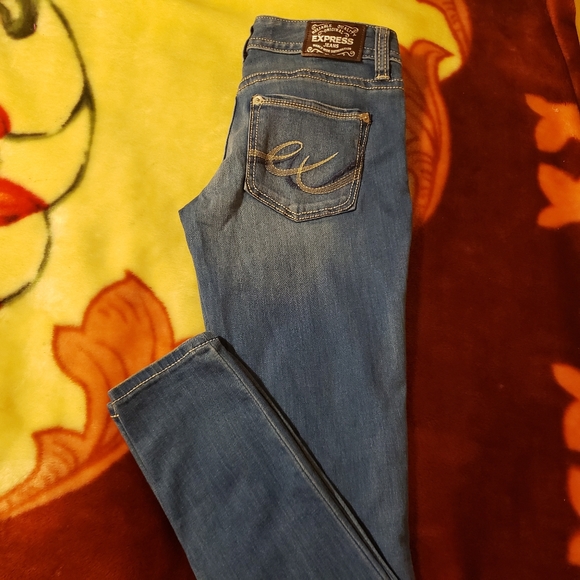 NWT Express Women's Jeans Sz 6